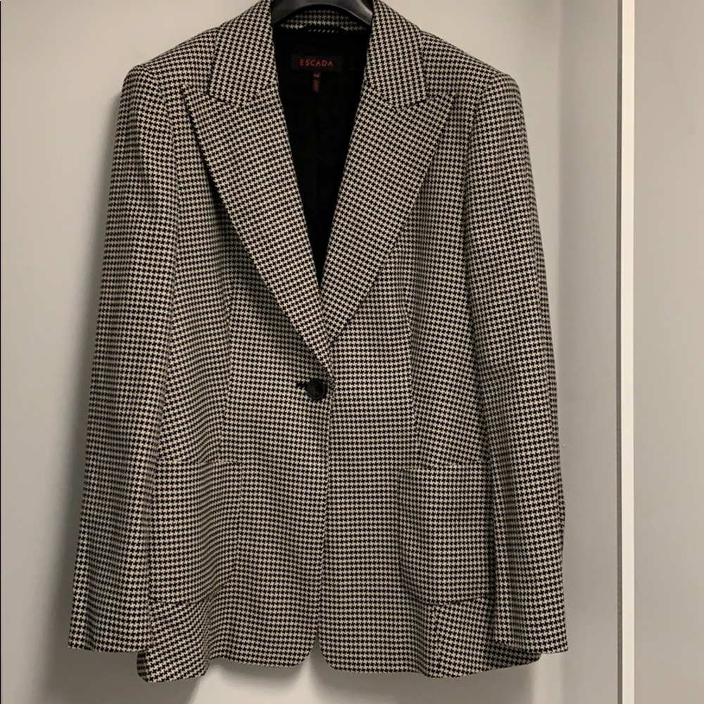 Escada Sz14 VNTG EUC black/cream checkered blazer